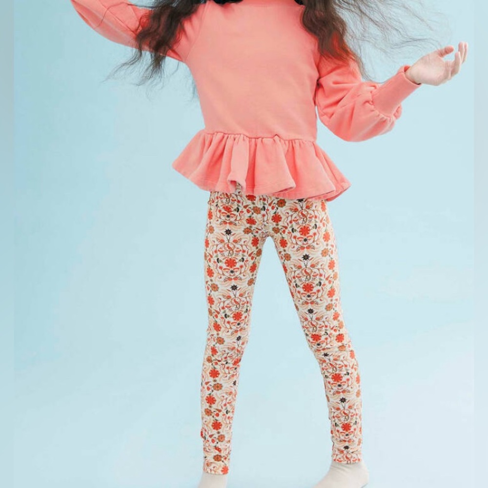 The Middle Daughter leggings
